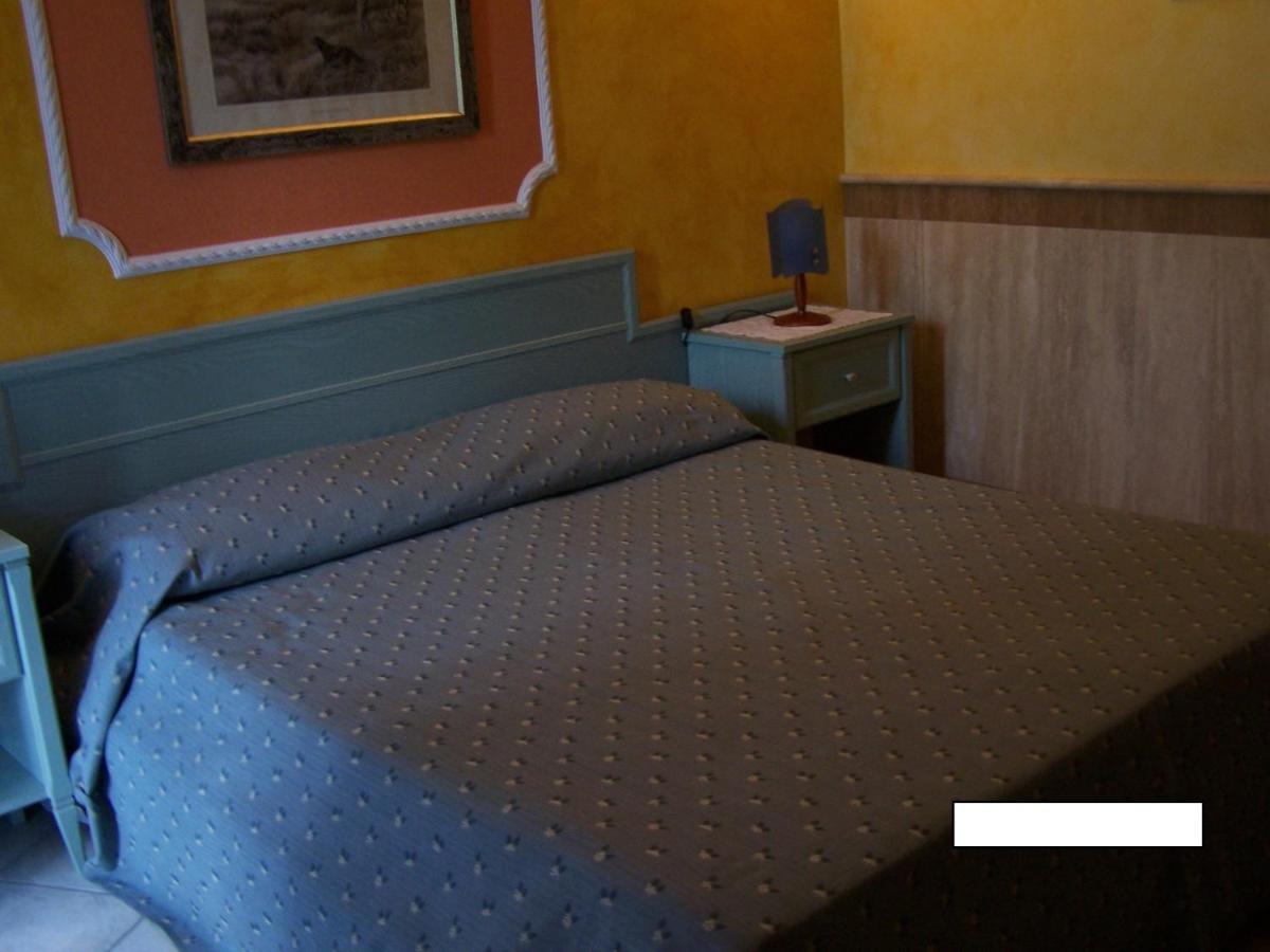 Hotel Nautilus Nicotera Habitación foto